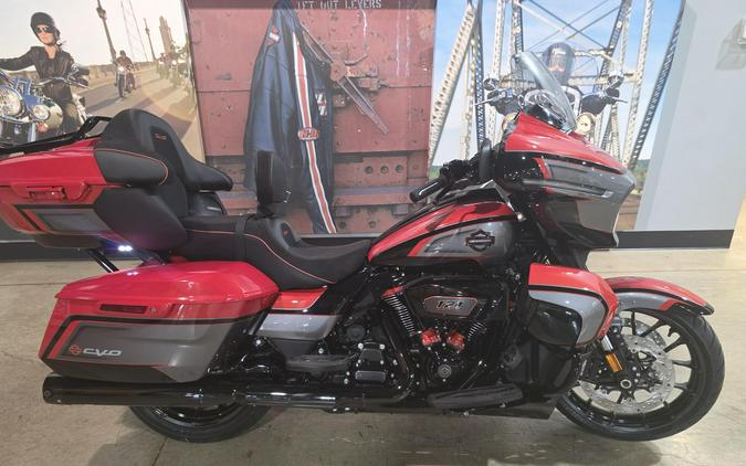 2026 Harley-Davidson CVO Street Glide Limited FLHXLSE