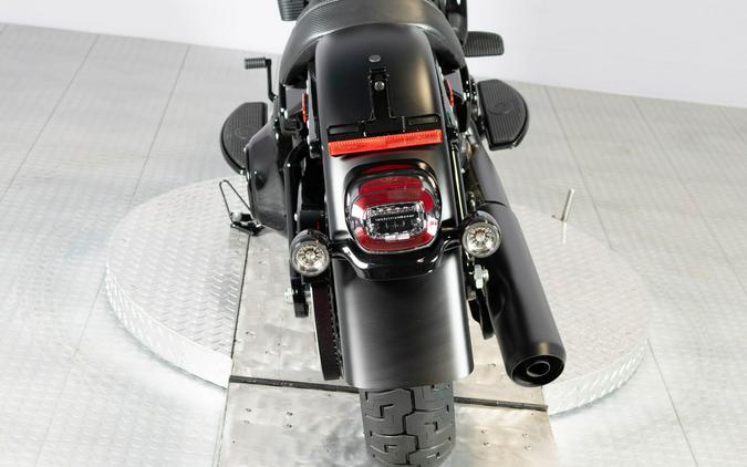 2026 Harley-Davidson Deadwood FLHD