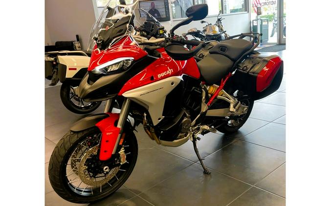 2023 Ducati Multistrada V4S Travel & Radar - Red/Spoked Wheels