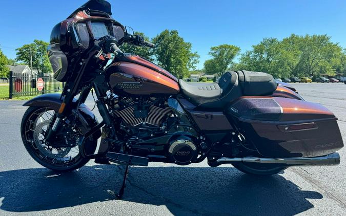 FLHXSE 2024 CVO™ Street Glide®