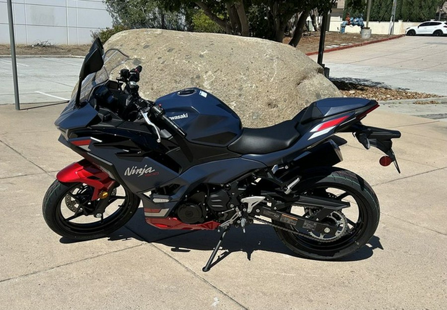 2026 Kawasaki Ninja 500 ABS Metallic Matte Twilight Blue