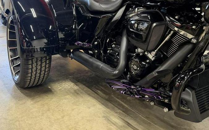 2023 Harley-Davidson® FLTRT - Road Glide® 3