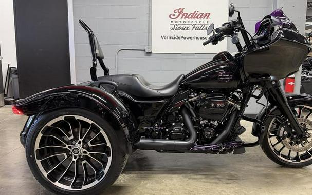 2023 Harley-Davidson® FLTRT - Road Glide® 3