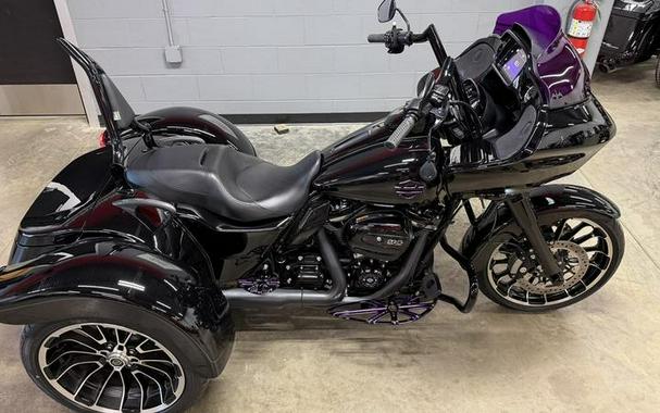 2023 Harley-Davidson® FLTRT - Road Glide® 3