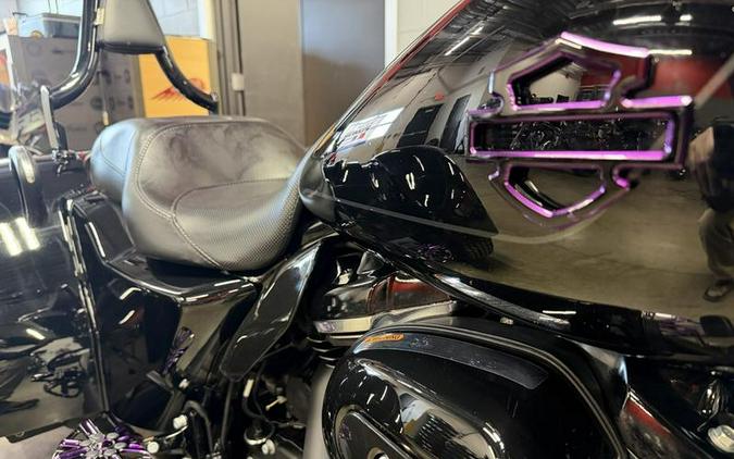 2023 Harley-Davidson® FLTRT - Road Glide® 3