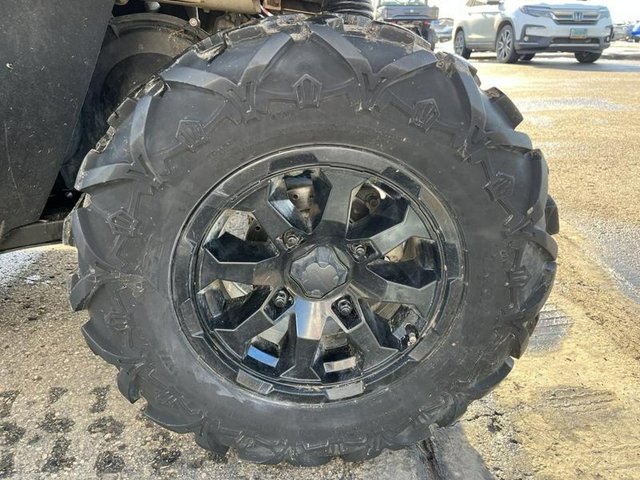 2017 Can-Am® Defender XT™ HD10 Mossy Oak Break-up Country Camo