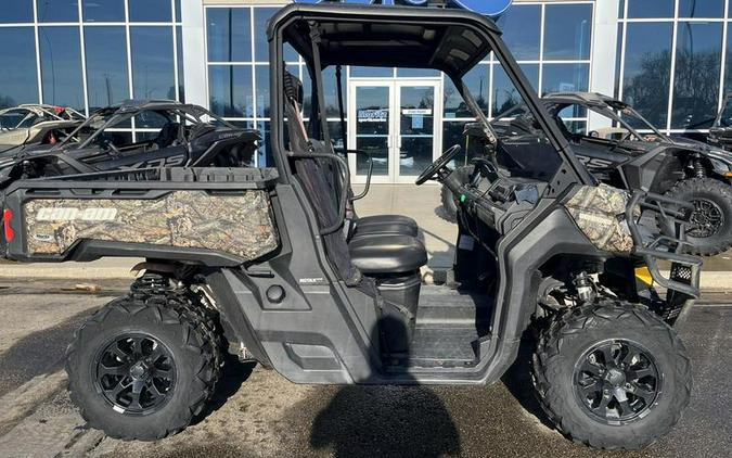 2017 Can-Am® Defender XT™ HD10 Mossy Oak Break-up Country Camo