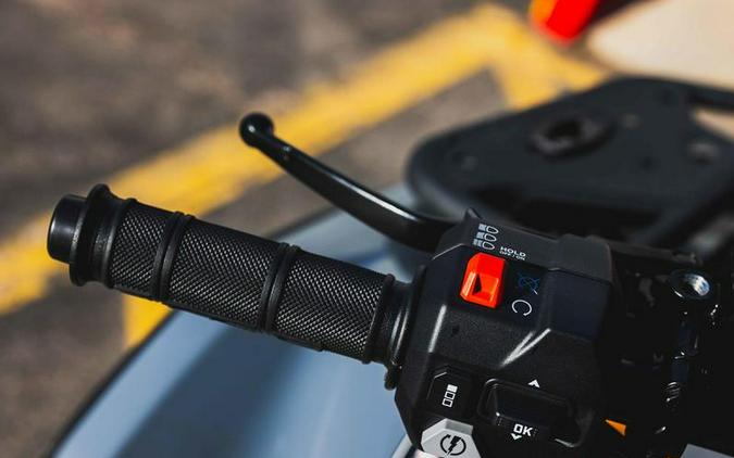 2026 Can-Am® Outlander Electric