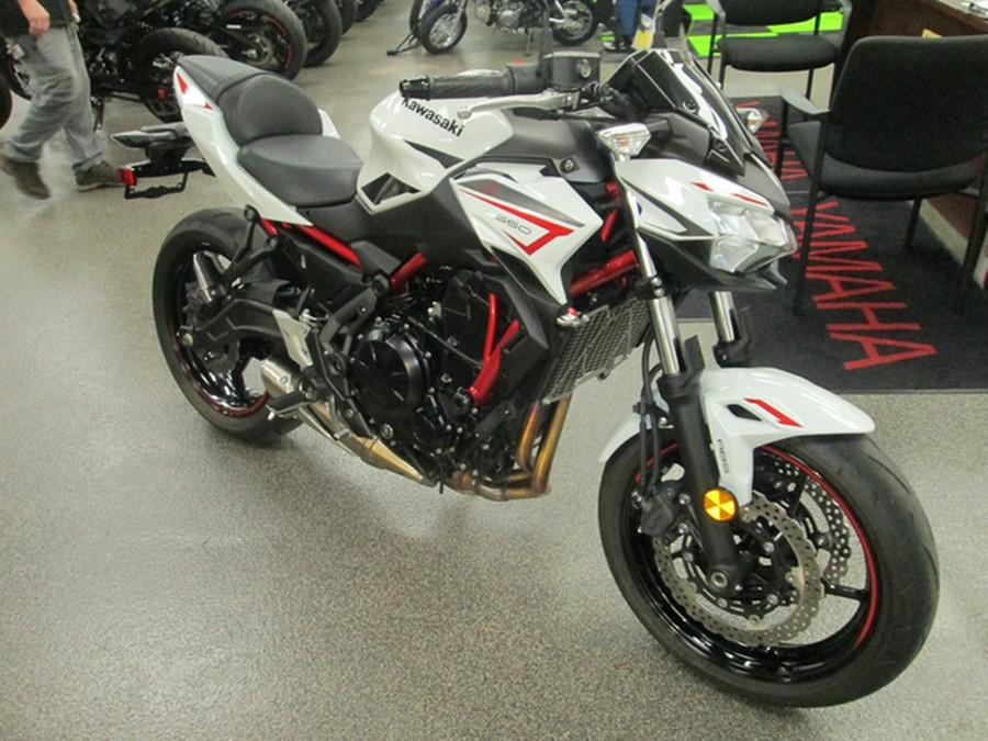 2022 Kawasaki ER 650 KNF