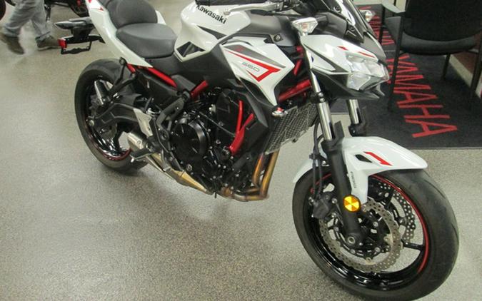 2022 Kawasaki ER 650 KNF