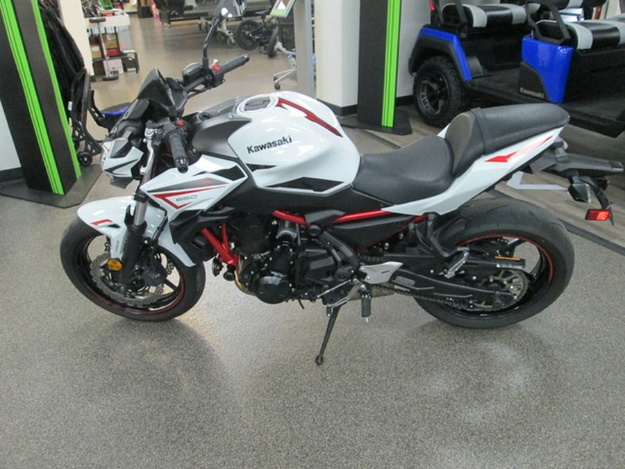 2022 Kawasaki ER 650 KNF
