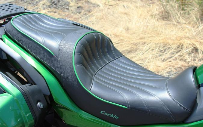 2020 Kawasaki Versys® 1000 SE LT+