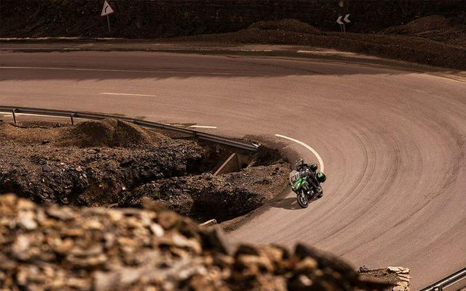 2020 Kawasaki Versys® 1000 SE LT+