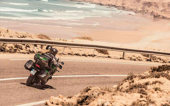 2020 Kawasaki Versys® 1000 SE LT+