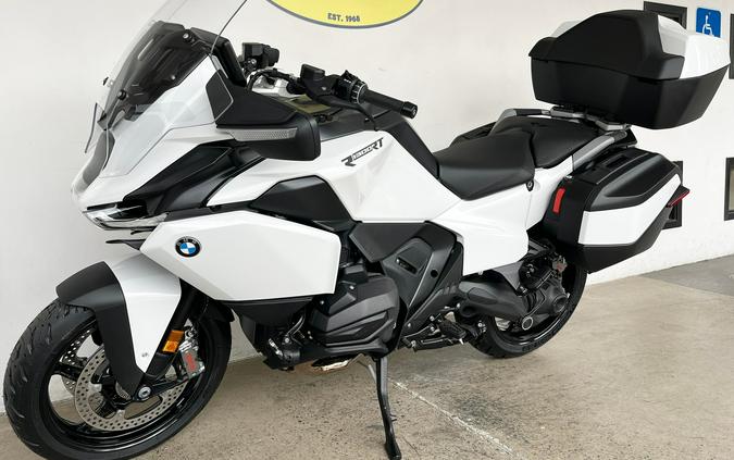 2026 BMW R1300RT