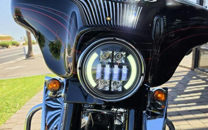 2011 Harley-Davidson Street Glide FLHXSE2 - CVO