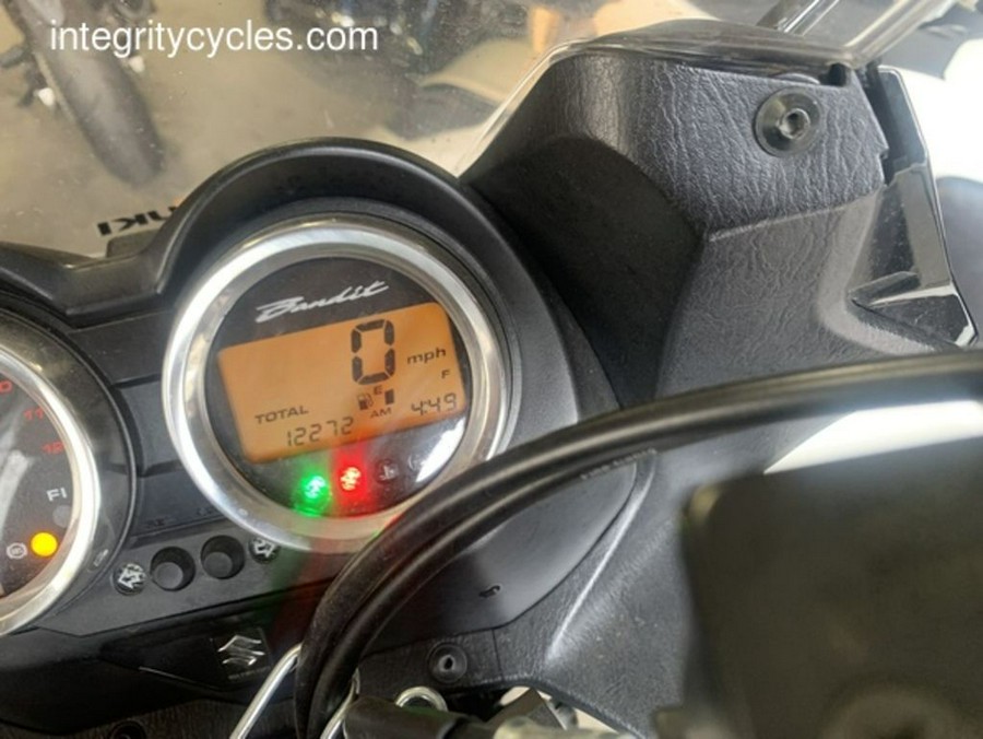 2015 Honda® CBR300R