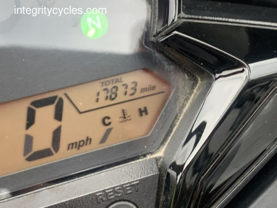 2015 Honda® CBR300R