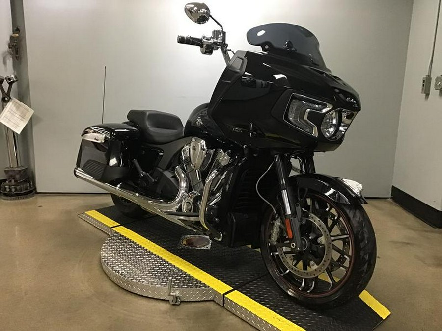 2022 Indian Motorcycle® Challenger® Limited Maroon Metallic