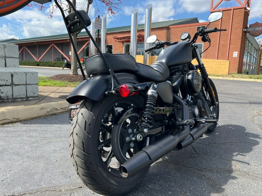 2022 XL 883N Iron 883™