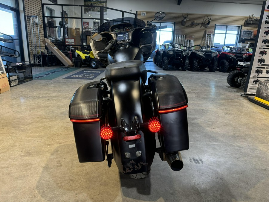 2020 Indian Motorcycle® Challenger Dark Horse®