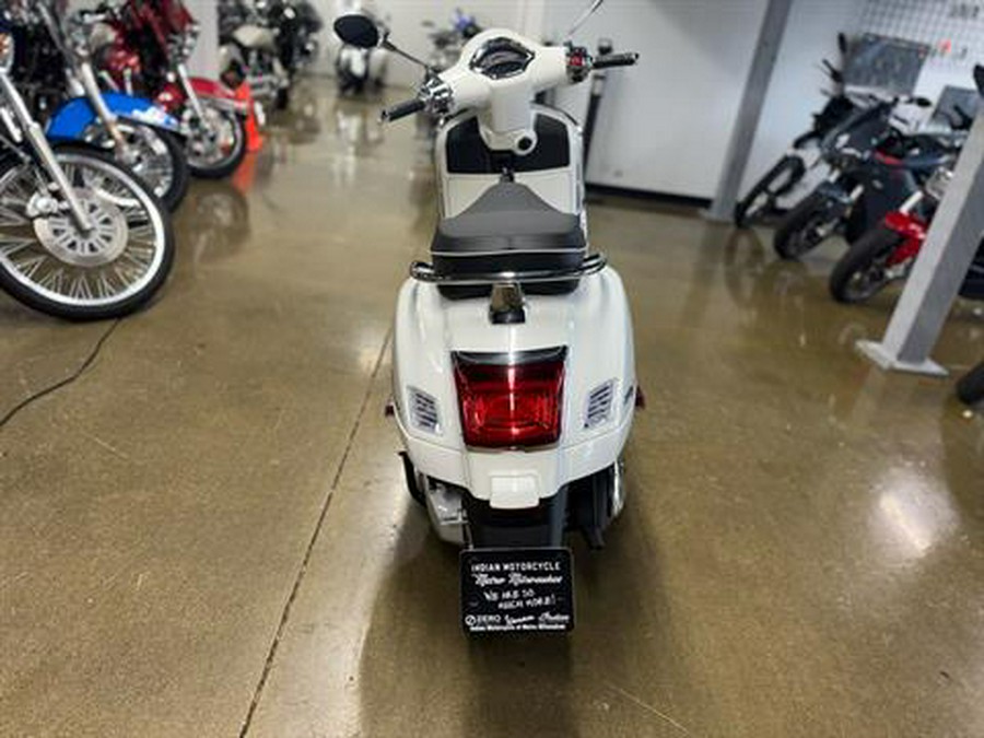 2025 Vespa GTS 310 Super