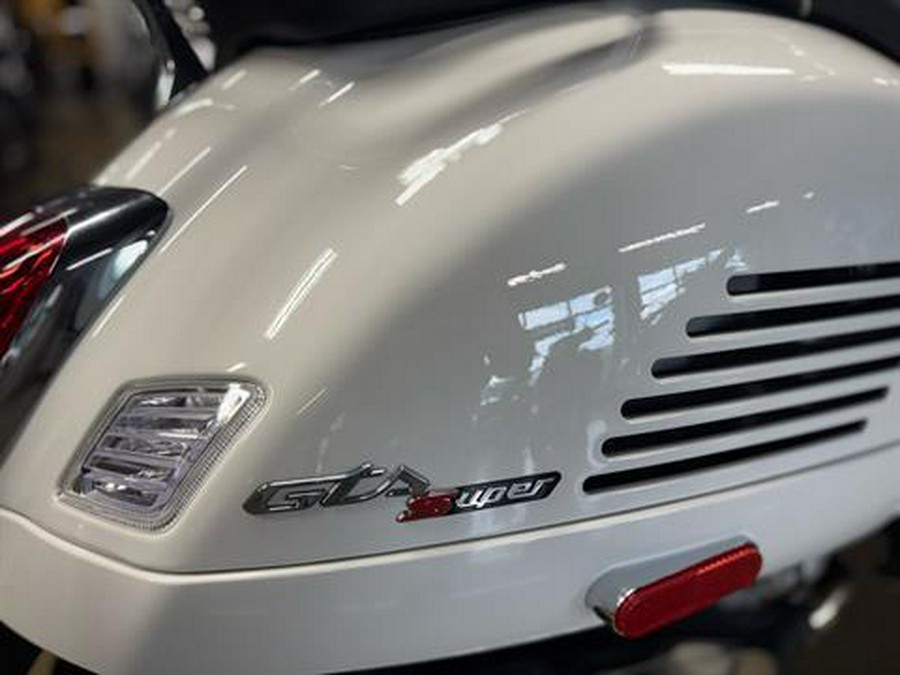 2025 Vespa GTS 310 Super