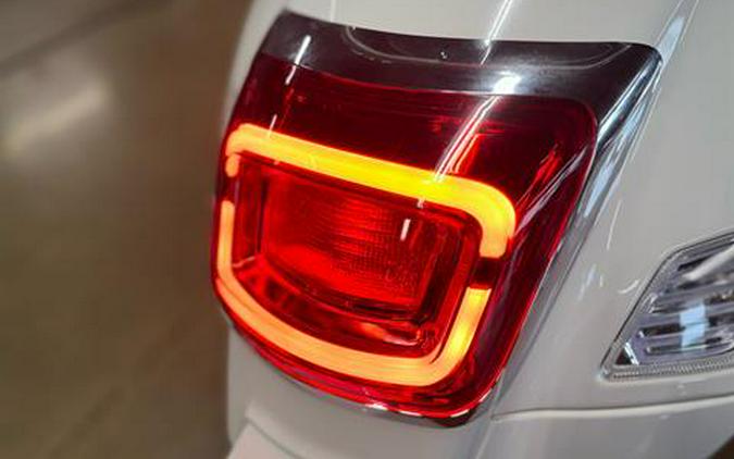 2025 Vespa GTS 310 Super