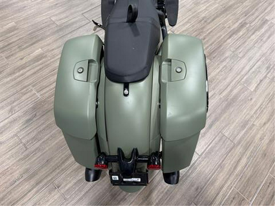 2025 Indian Motorcycle Springfield® Dark Horse®