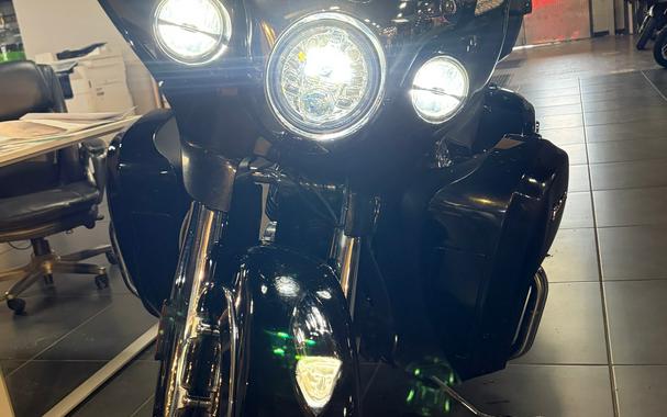 2022 Indian Motorcycle ROADMASTER, BLACK METALLIC, 49ST Base