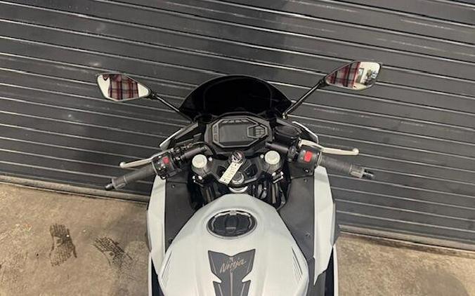 2025 Kawasaki NINJA 500