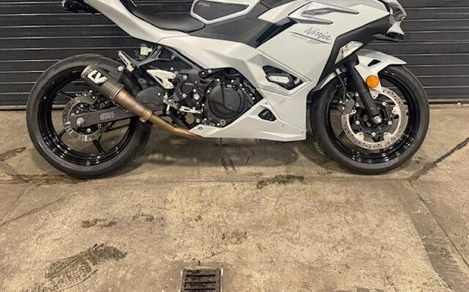 2025 Kawasaki NINJA 500