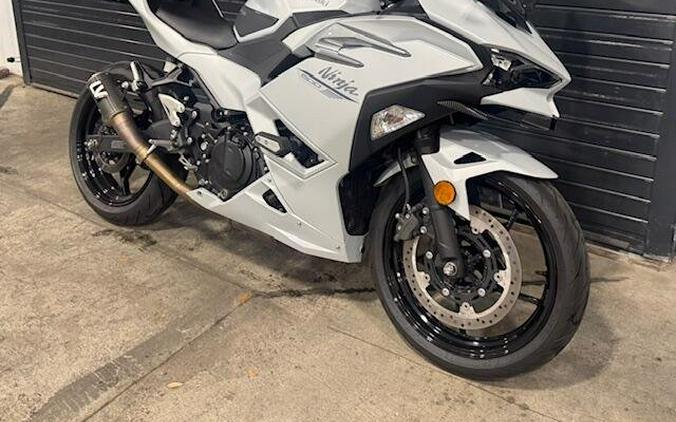 2025 Kawasaki NINJA 500