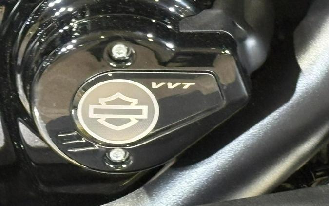 2026 Harley-Davidson® Street Glide 3 Limited Vivid Black Black Trim