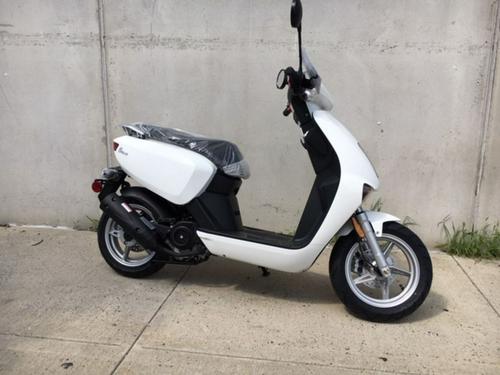 2023 GENUINE SCOOTERS BRIO 50I