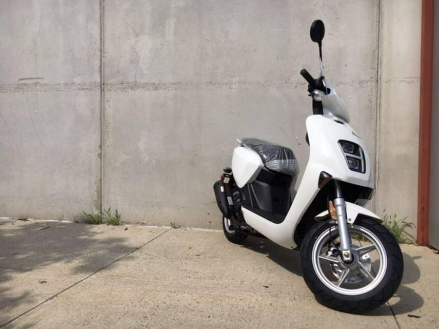 2023 GENUINE SCOOTERS BRIO 50I