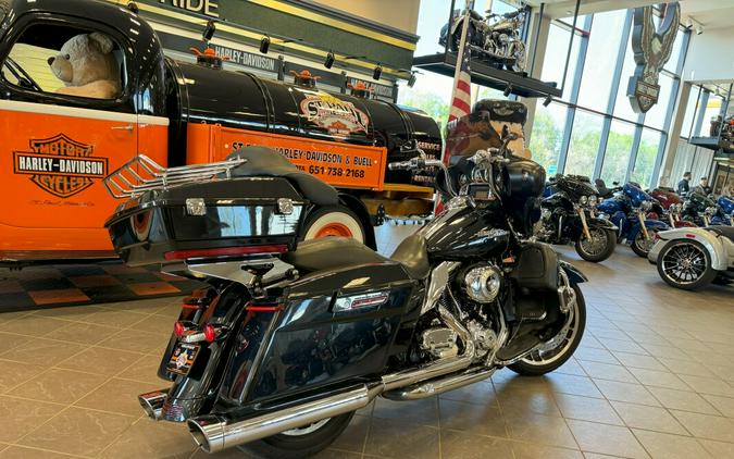 USED 2013 HARLEY-DAVIDSON STREET GLIDE FLHX FOR SALE NEAR ST PAUL, MN