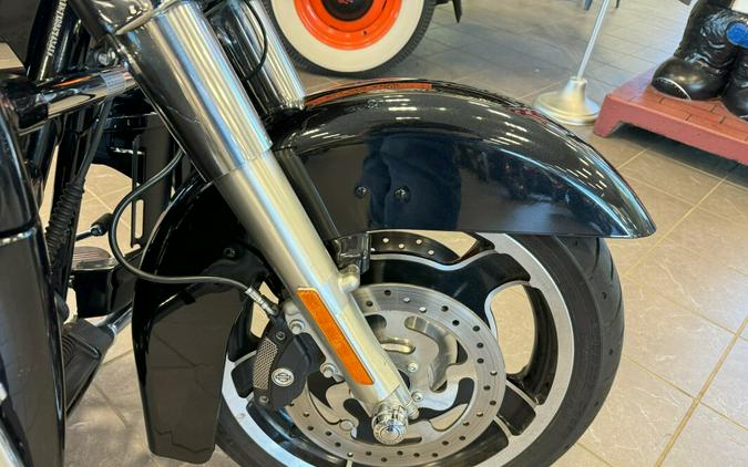 USED 2013 HARLEY-DAVIDSON STREET GLIDE FLHX FOR SALE NEAR ST PAUL, MN