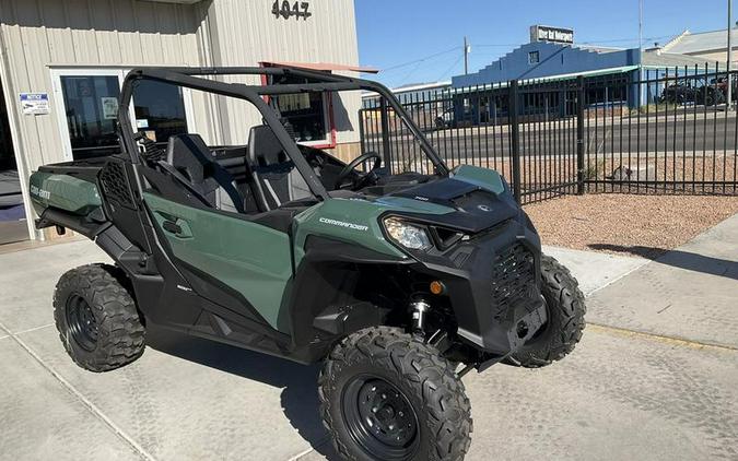 2024 Can-Am® Commander DPS 700