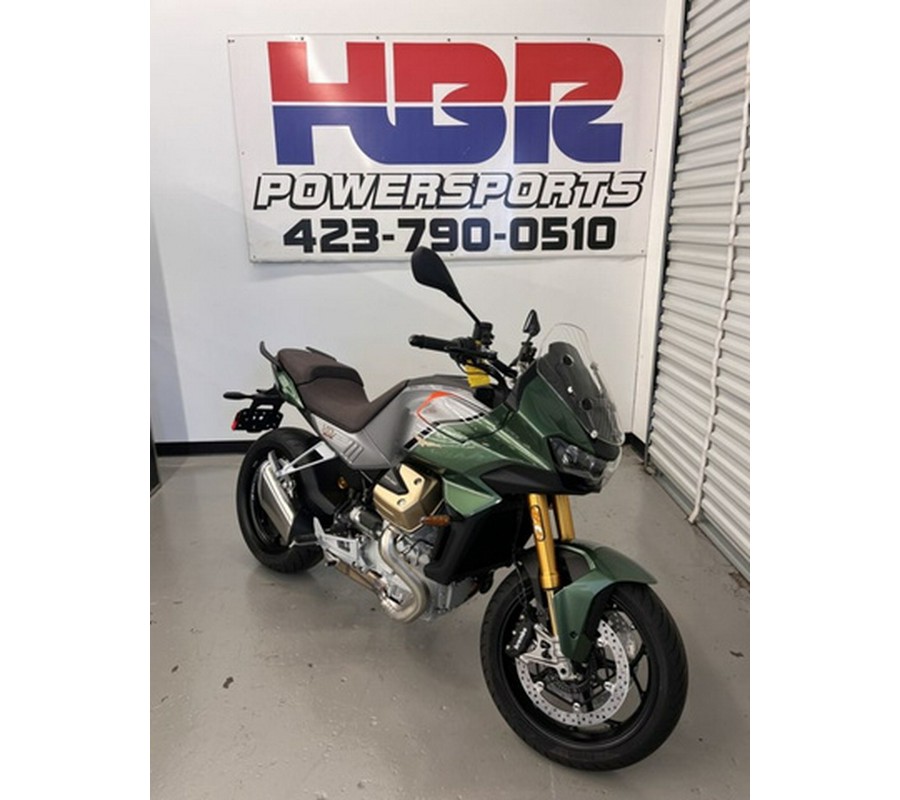 2024 Moto Guzzi V100 Mandello S