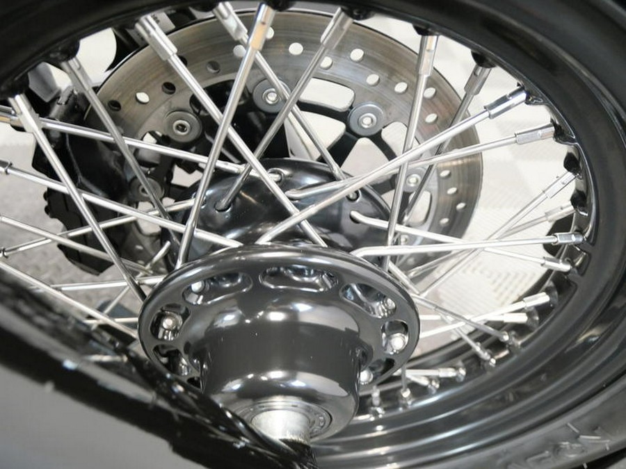 2023 Indian Motorcycle® Super Chief® ABS Black Metallic