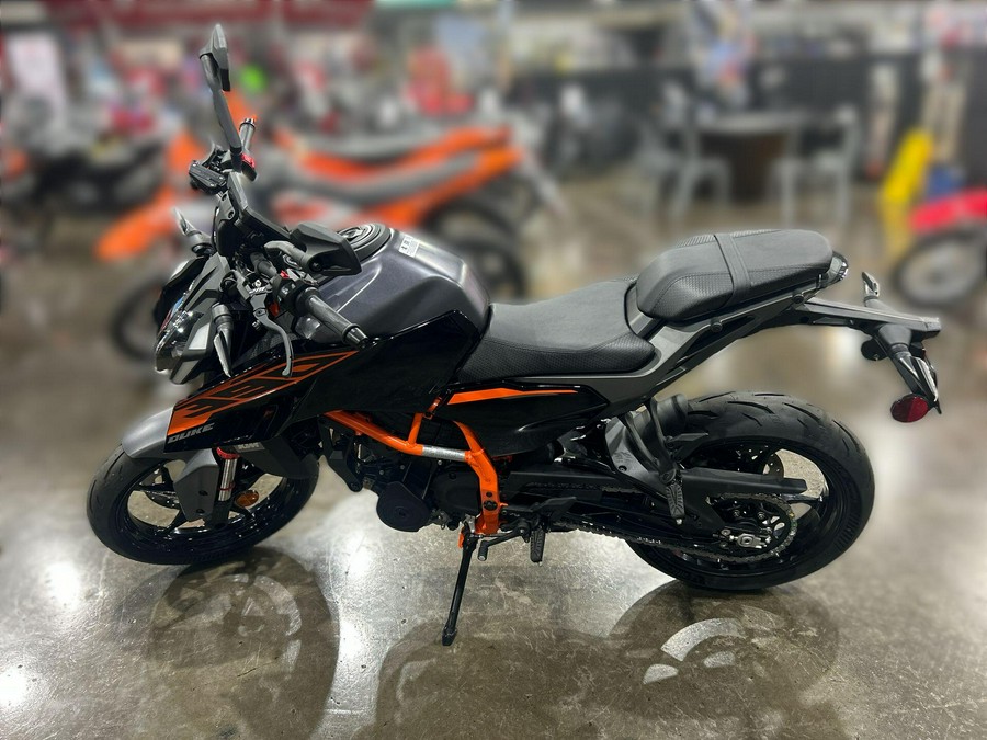 2026 KTM 390 DUKE