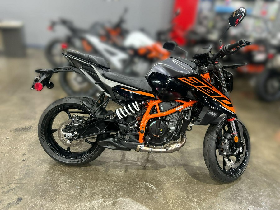 2026 KTM 390 DUKE