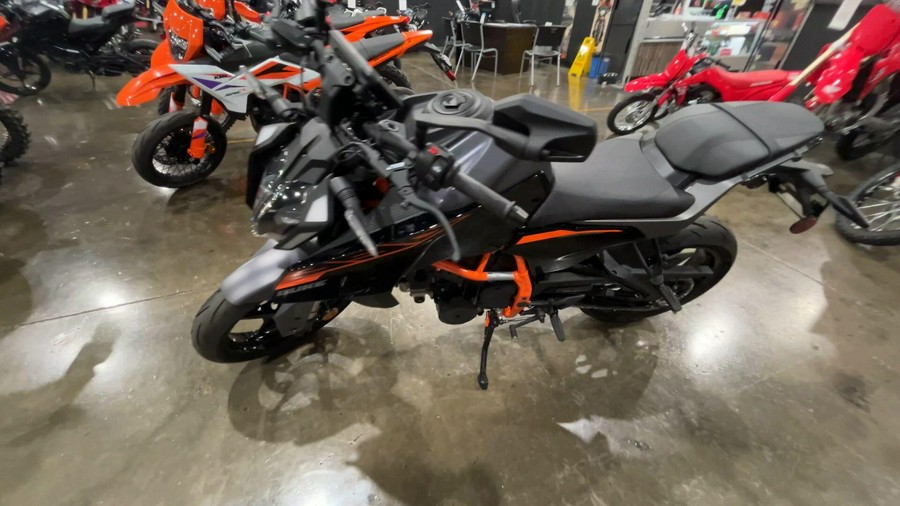 2026 KTM 390 DUKE