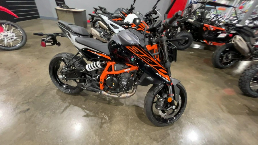 2026 KTM 390 DUKE