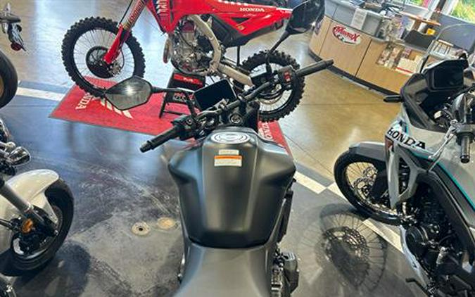 2026 Honda CB750 Hornet E-Clutch