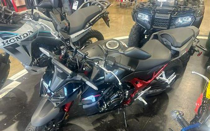 2026 Honda CB750 Hornet E-Clutch