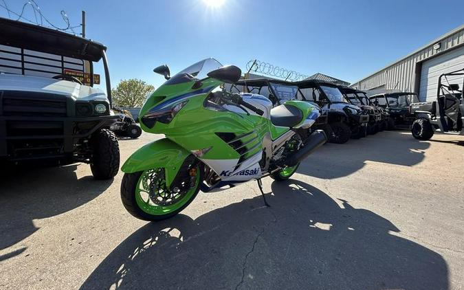 2024 Kawasaki Ninja® ZX™-14R 40th Anniversary Edition ABS