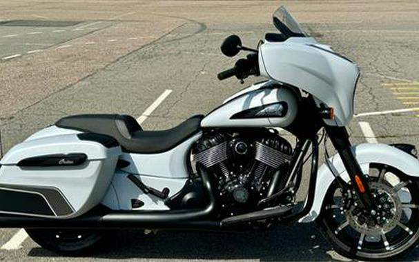 2024 Indian Motorcycle Chieftain® Dark Horse® with PowerBand Audio Package