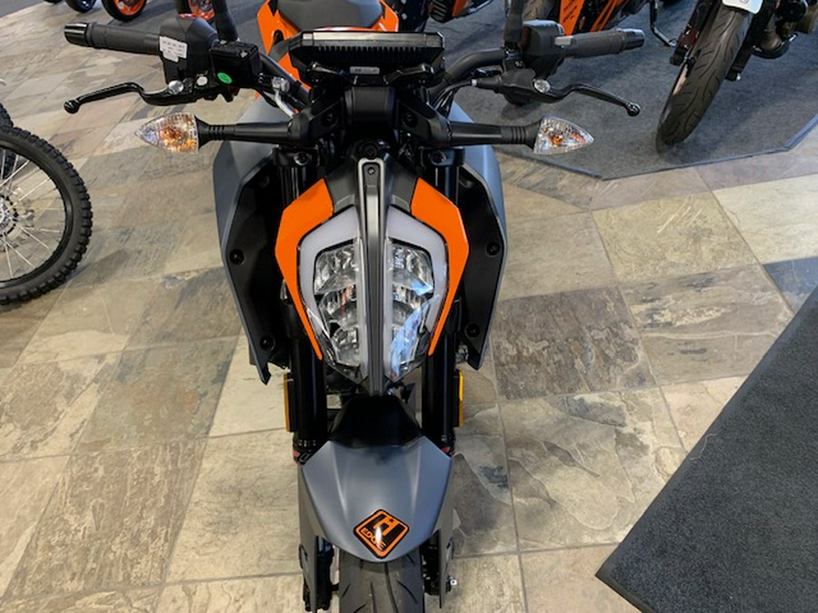 2023 KTM Duke 390